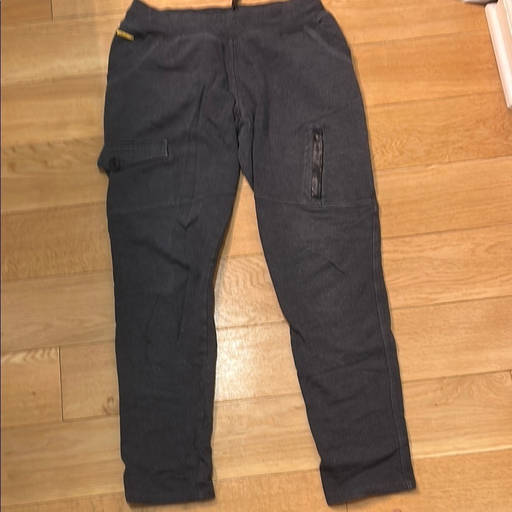 Lolë grey sweatpants